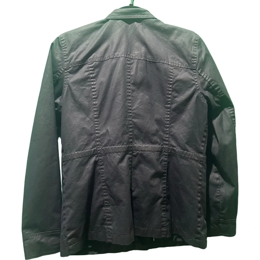 Tommy Hilfiger Navy Blue Utility Jacket with Structured Fit - Picture 2 of 9
